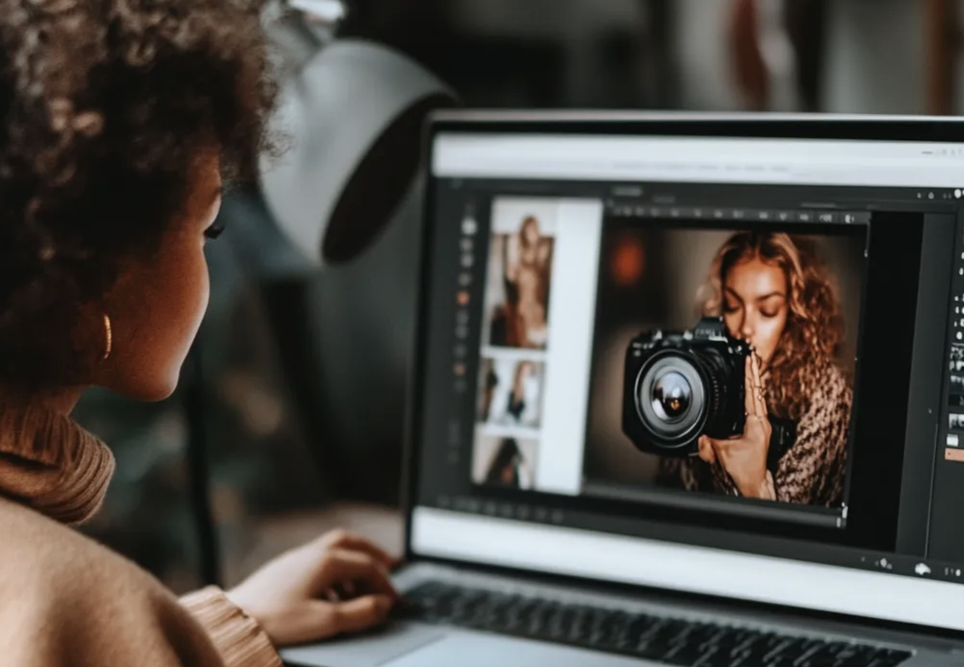 Ai in photography icon. Click to access article